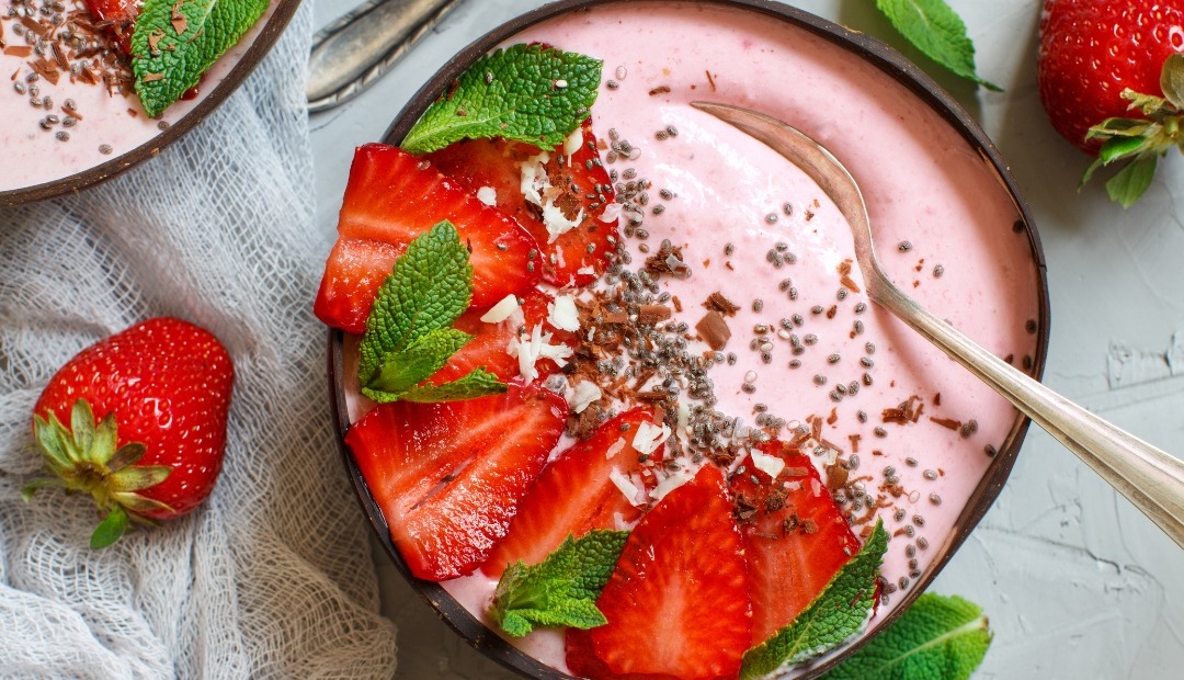 Image for Guide to Making a Super Thick Smoothie Bowl