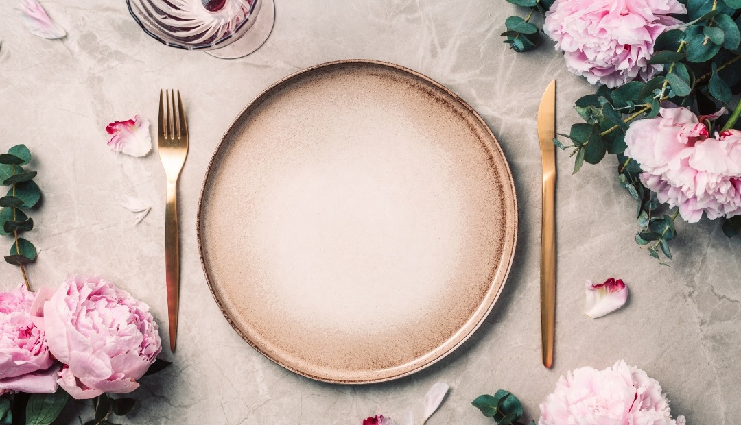 Image for Transform Your Table: 10 Creative and Stunning Table Setting Inspirations for Dining