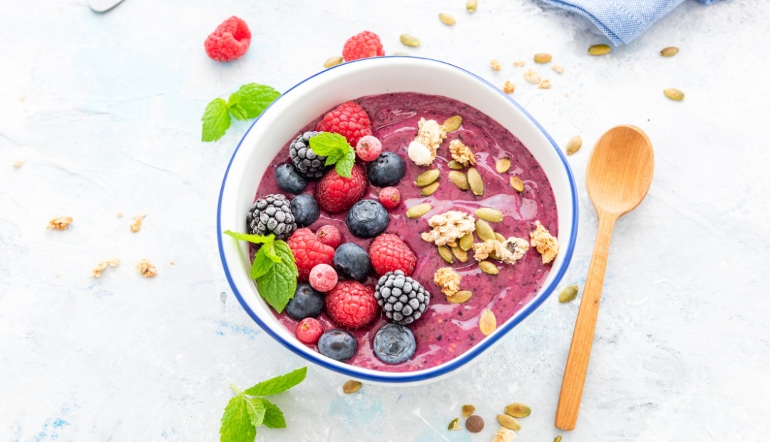 Image for How to Make the Perfect Thick Smoothie Bowls